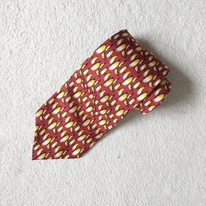 HUNTINGTON Necktie Tie 100% Silk Red Penguin Allover Novelty Print 3.75x55"